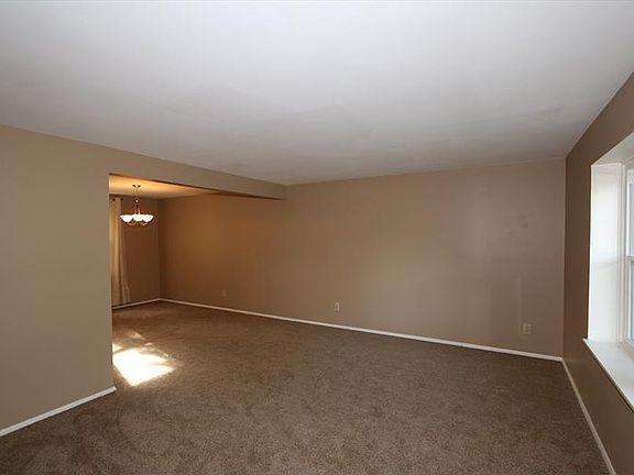 4th image of 9666 Pellston Way