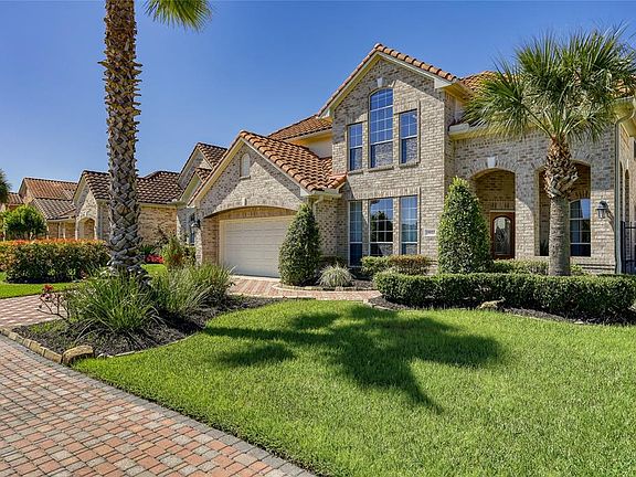 5th image of 19023 Villa Bergamo Ln