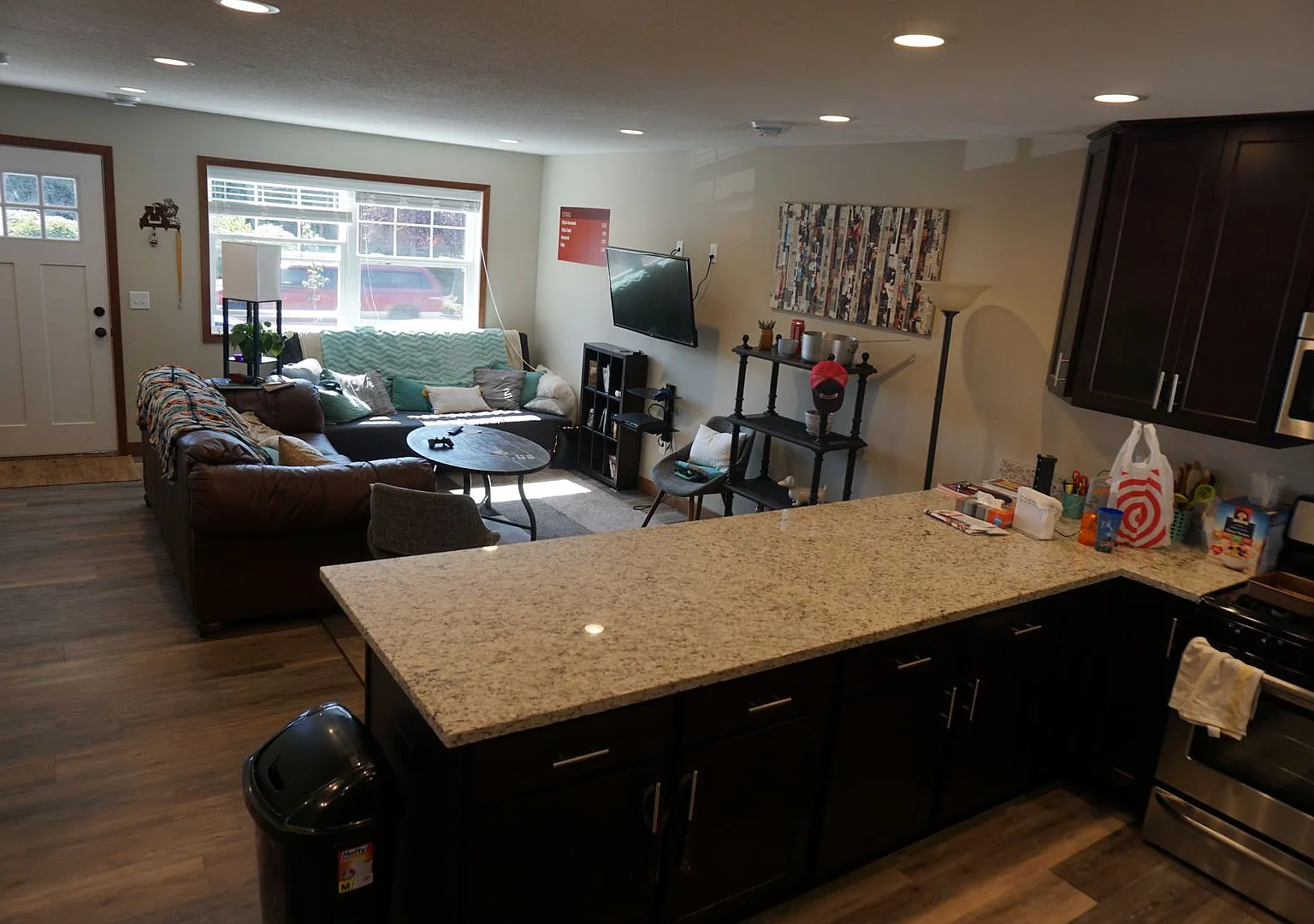 1511 Rollins Ave SE — Photo 2