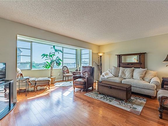 2nd image of 6960 20th Ave N APT 401