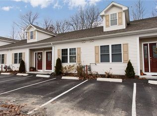 7 Gray Coach Ln #705, Cranston, RI 02921