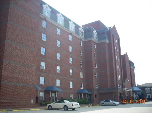 475 Water St APT 606, Portsmouth, VA 23704