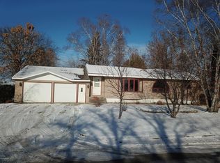 503 Lake St NW, Warroad, MN 56763