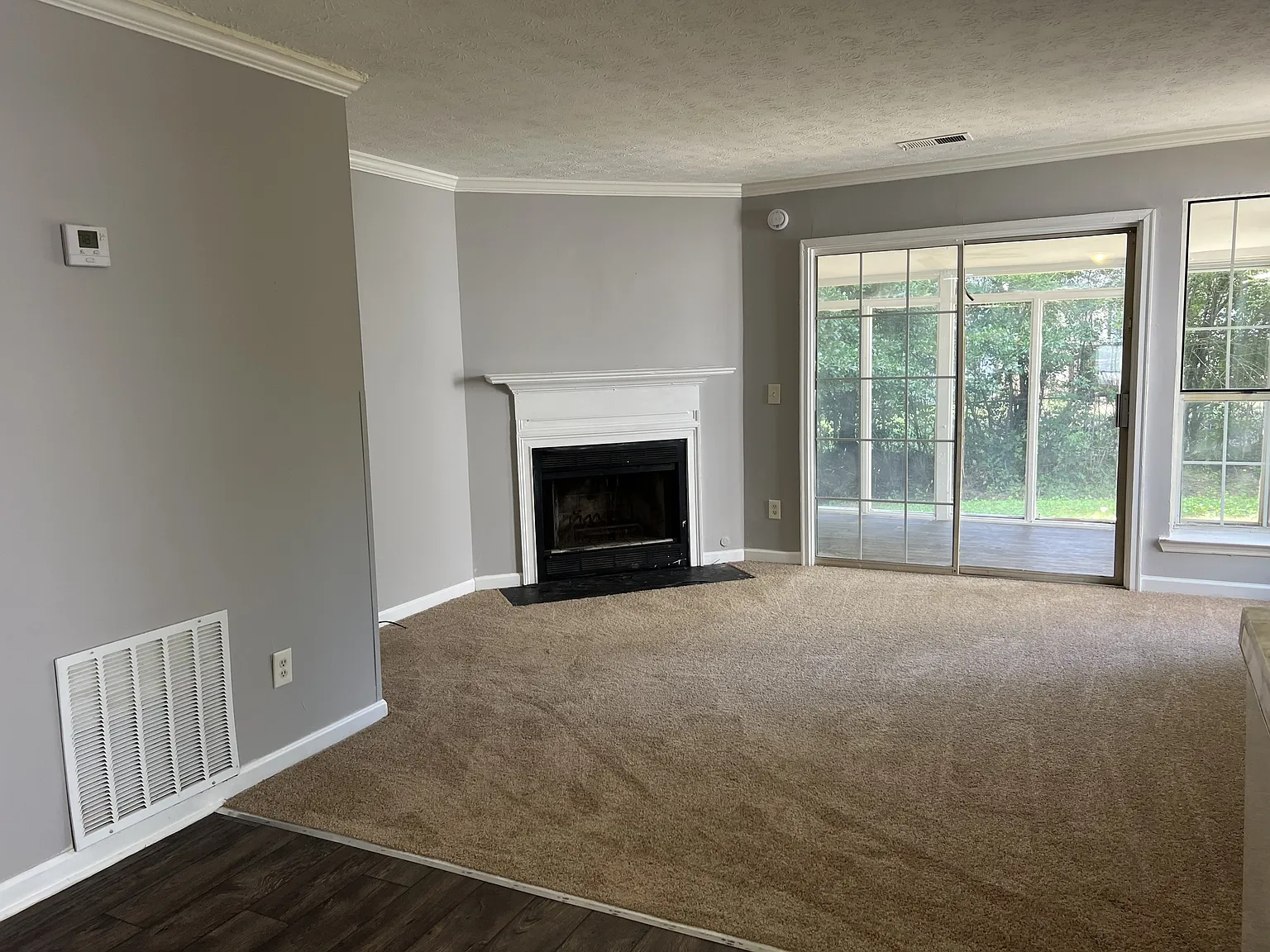 2051 Charter Lane - 1 — Photo 3