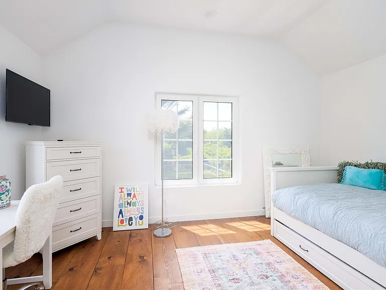 505 Plum Island Ln — Photo 13