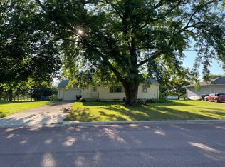 203 8th Ave SE, Mapleton, MN 56065