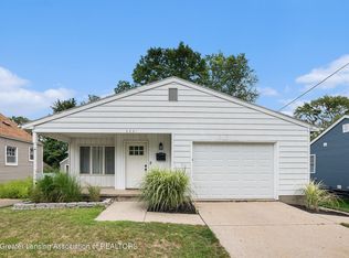 2421 Stirling Ave, Lansing, MI 48910