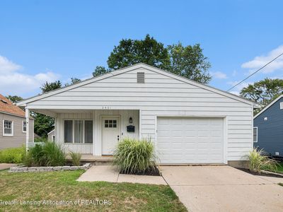 2421 Stirling Ave, Lansing, MI, 48910