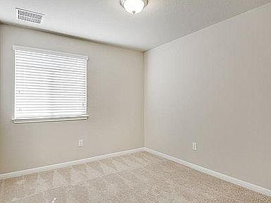 5th image of 316 Crater Lake Dr