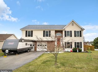 100 Orchid Ct, Winchester, VA 22602