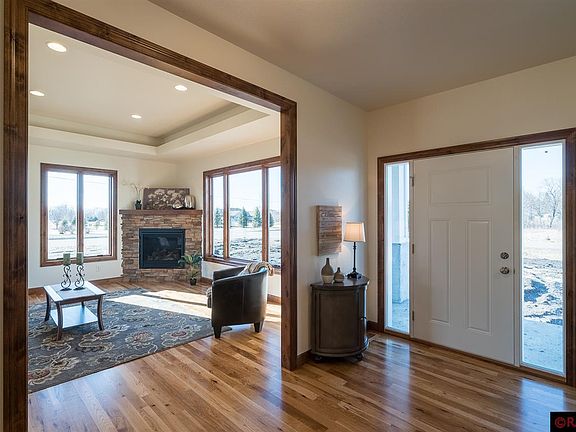 3rd image of 29 Carey Ct