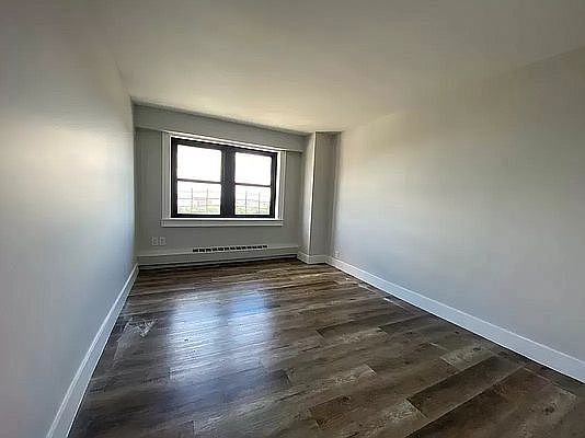 3rd image of 260 Audubon Ave APT 10H