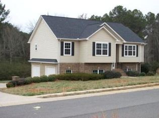 1025 Bradford Pl, Cohutta, GA 30710