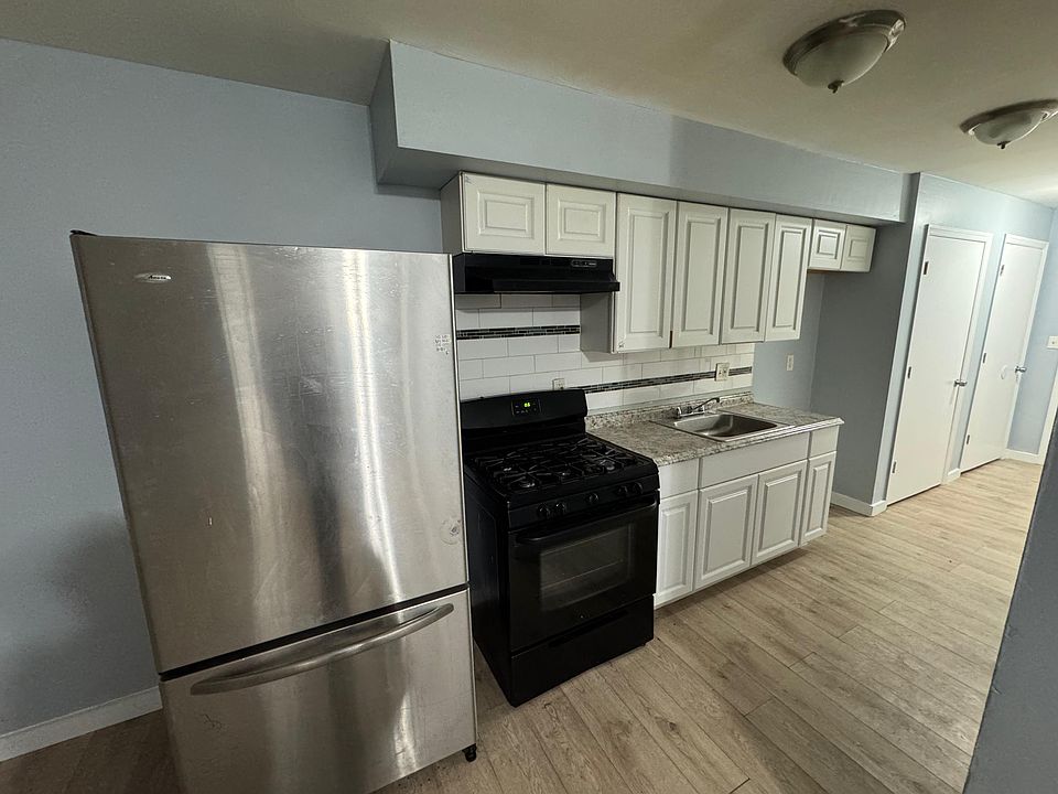 1st image of 267 Park Ave APT 3C