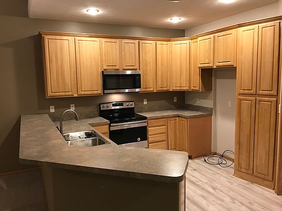 3rd image of 8238 S Tularosa Ln