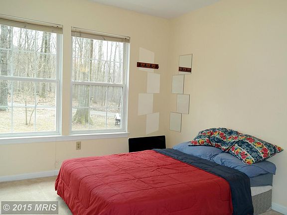 3rd image of 225 Cool Glen Cir