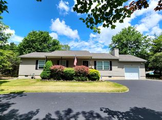 17 Parker Mews, Albrightsville, PA 18210