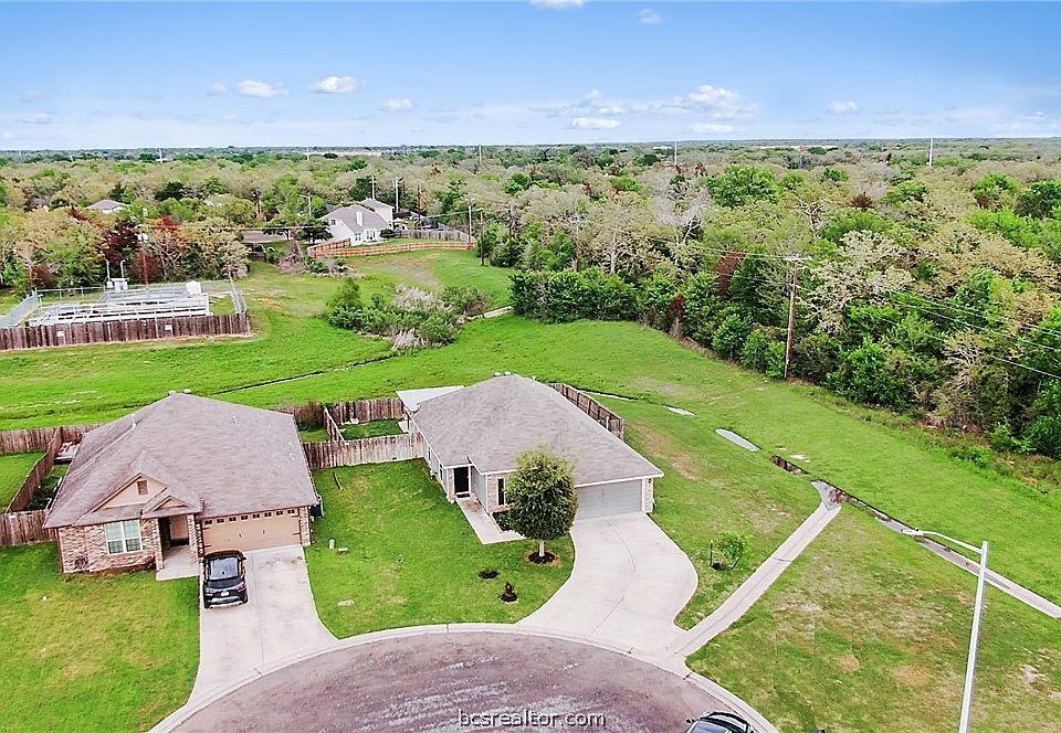 1st image of 15309 Carriker Ct