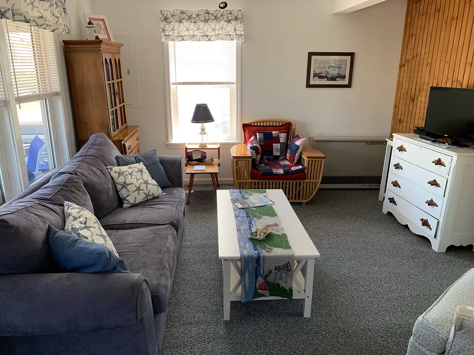 3 bed, 1.5 bath, $2,600 — Photo 4