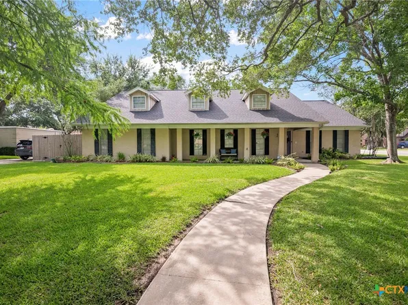 407 Pasadena Dr, Victoria, TX 77904