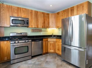 316 Larchmont Acres #6C, Larchmont, NY 10538
