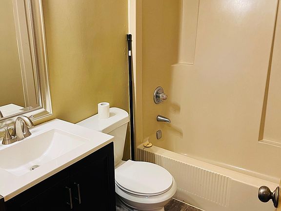 Upstairs bathroom.