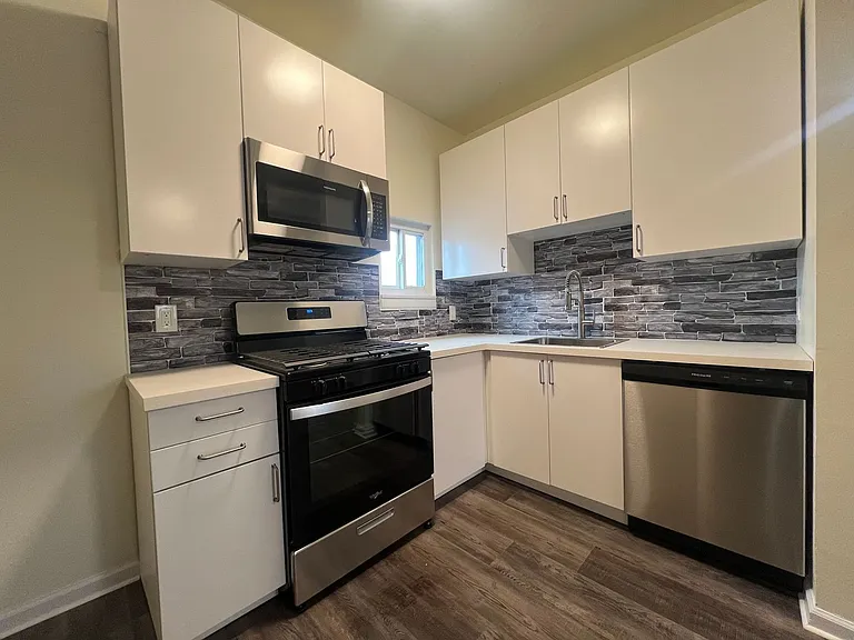 609 Ann St #3 — Photo 2