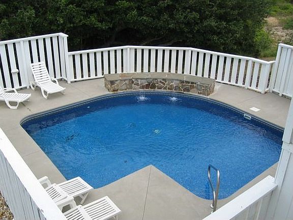 Awesome saltwater pool!