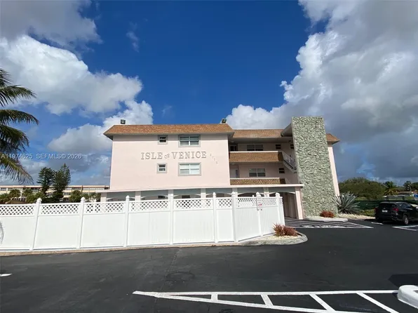 2775 Taft St APT 210, Hollywood, FL 33020