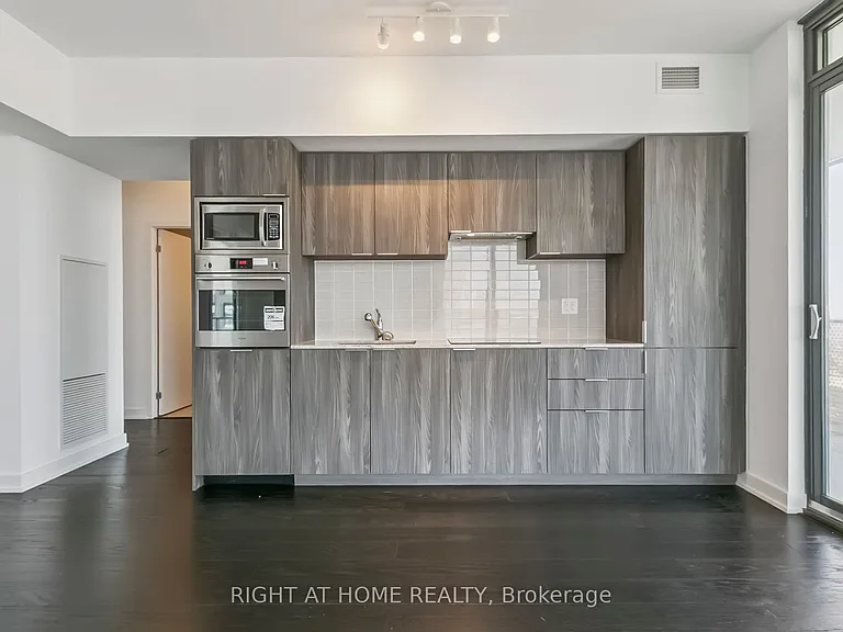 11 Wellesley St W #5408 — Photo 5