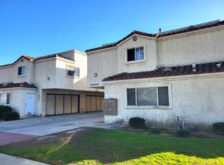 11400 215th St APT 3, Lakewood, CA 90715