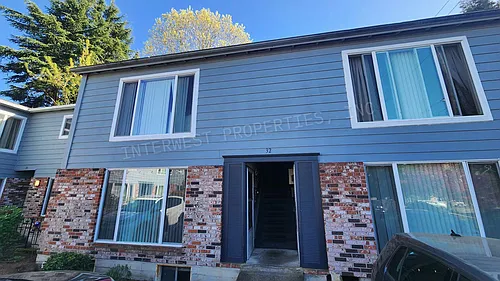 32 SE 60th Ave #1 Photo 1