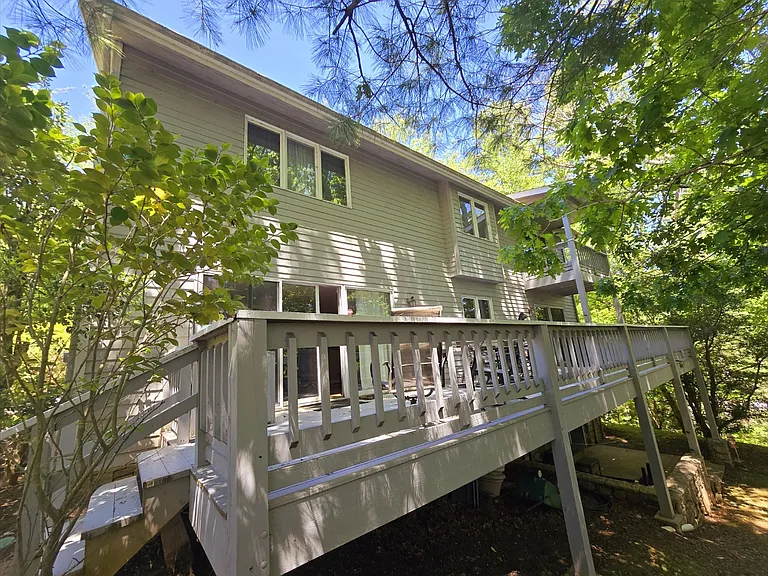 6 Windsong Dr — Photo 3