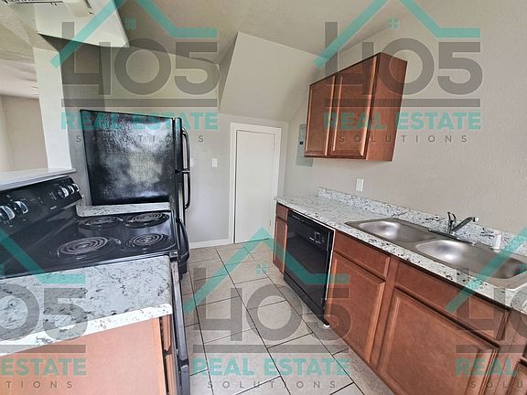 5th image of 1921 NE 25th St #25-07
