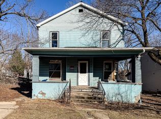 417 Oakley Ave, Rockford, IL 61101