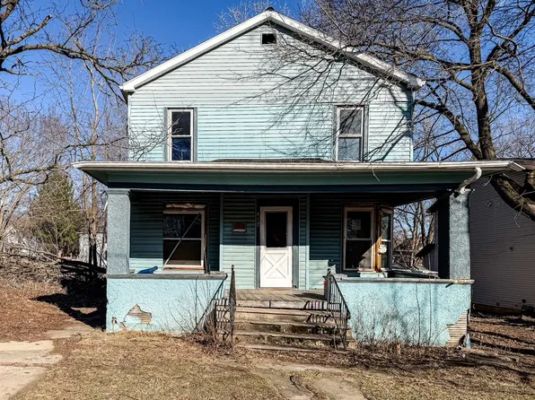 417 Oakley Ave, Rockford, IL 61101