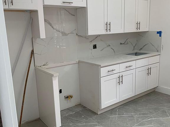 2nd image of 1442 Taylor Ave #1-2-3