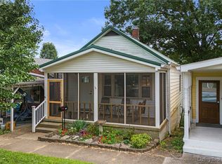 1053 W Main St, Madison, IN 47250