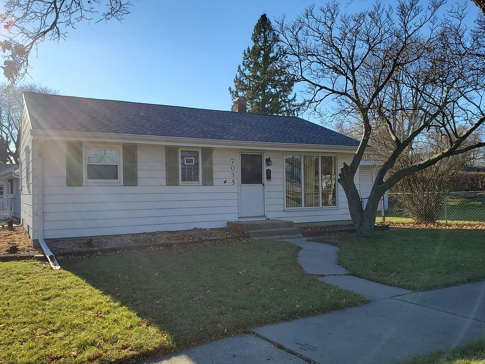 2nd image of 7035 W Tallmadge Pl