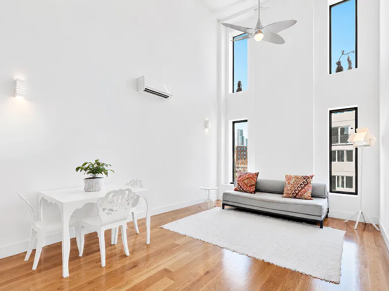 79 Clay St #4R — Photo 1