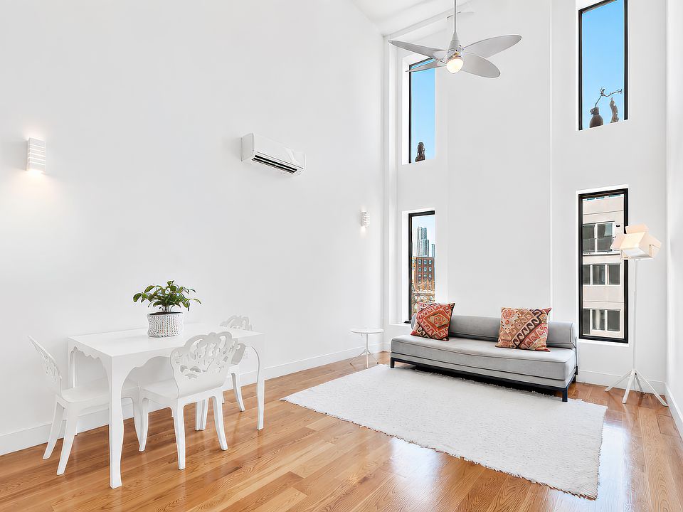 1st image of 79 Clay St #4R