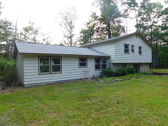 5th image of 104 Maple Hill Dr