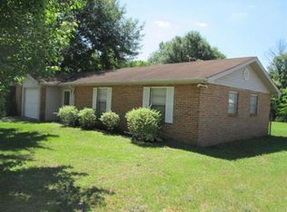 207 Athens St, Warner Robins, GA 31088