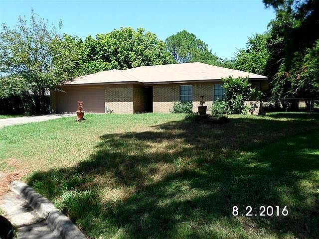 1st image of 2605 Sandy Cir