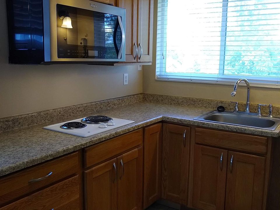 Convection oven/ cooktop