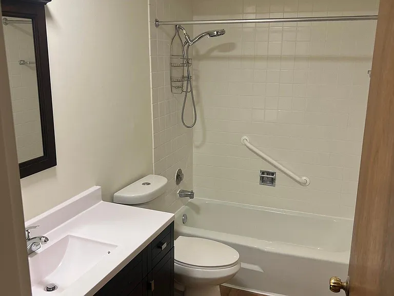 7502 Farmingdale Dr #204 — Photo 7