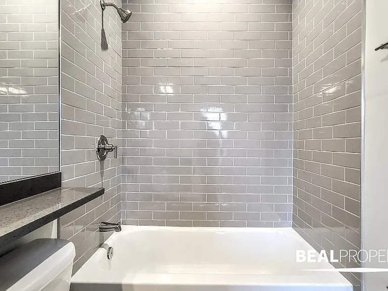 1144 Maple Ave #3 — Photo 23