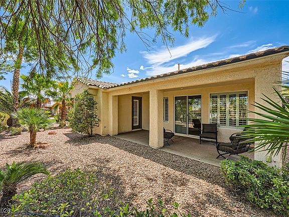 2nd image of 4552 Largo Cantata St