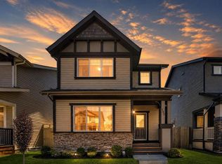 197 N Skyview Springs Cres NE, Calgary, AB T3N 0B8