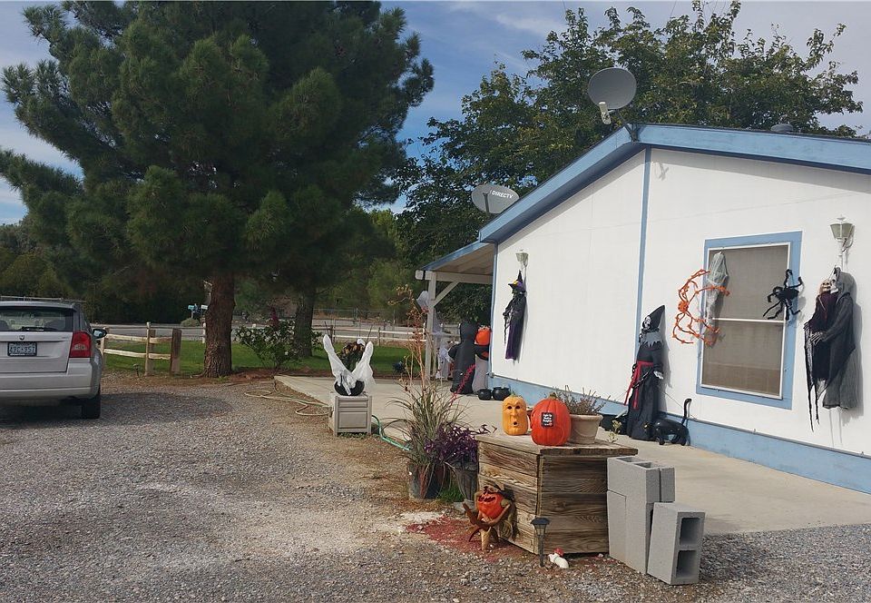 2nd image of 1271 N Landmark Ave